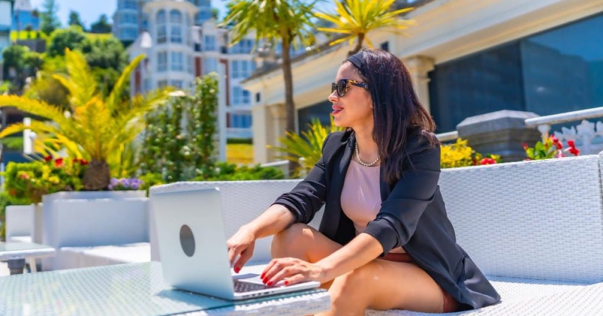 El refugio de verano: cómo sobrevivir al teletrabajo en Madrid durante el mes de junio